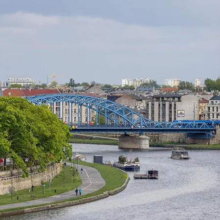 Exclusive Apartment On The Vistula River In Krakow By Renters Prestige-3